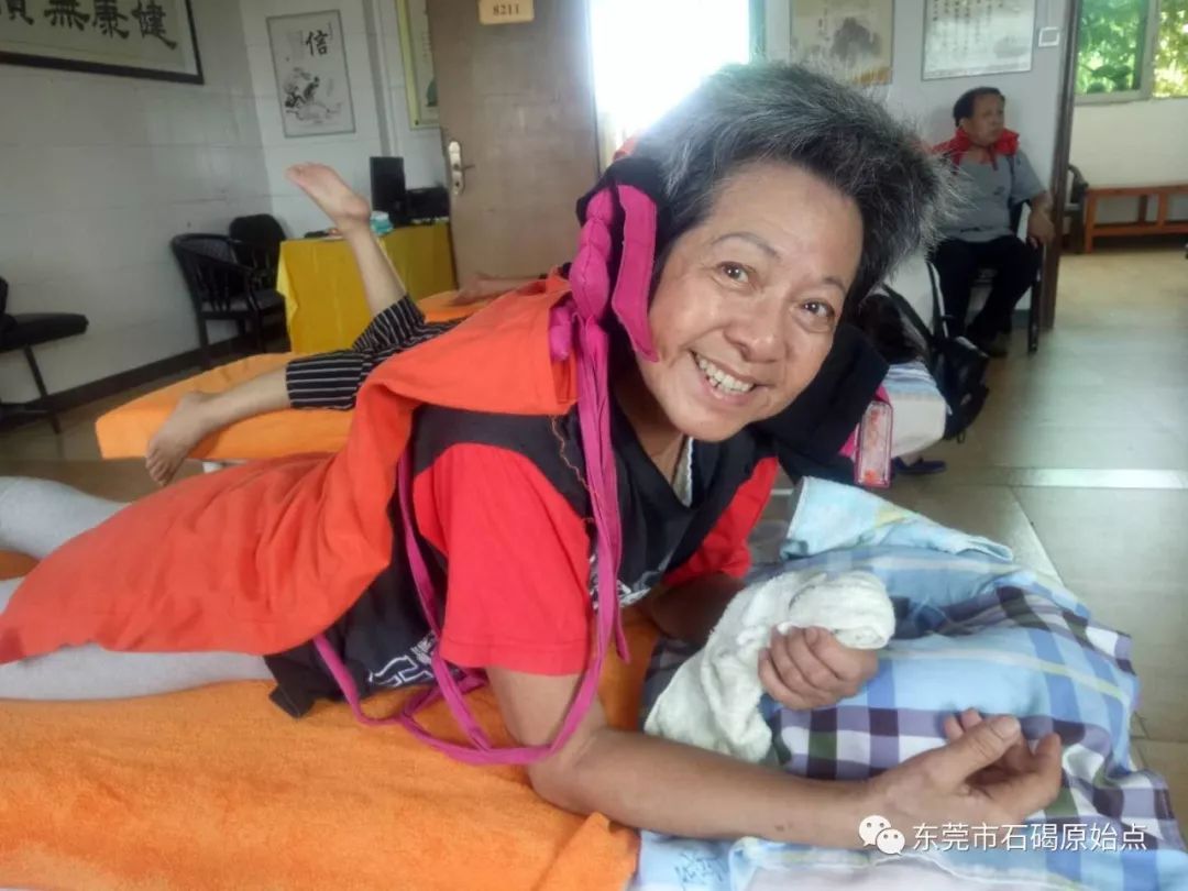 70岁钟婆婆香港人晚期肺癌用原始点调理 70岁钟婆婆香港人晚期肺癌用原始点调理